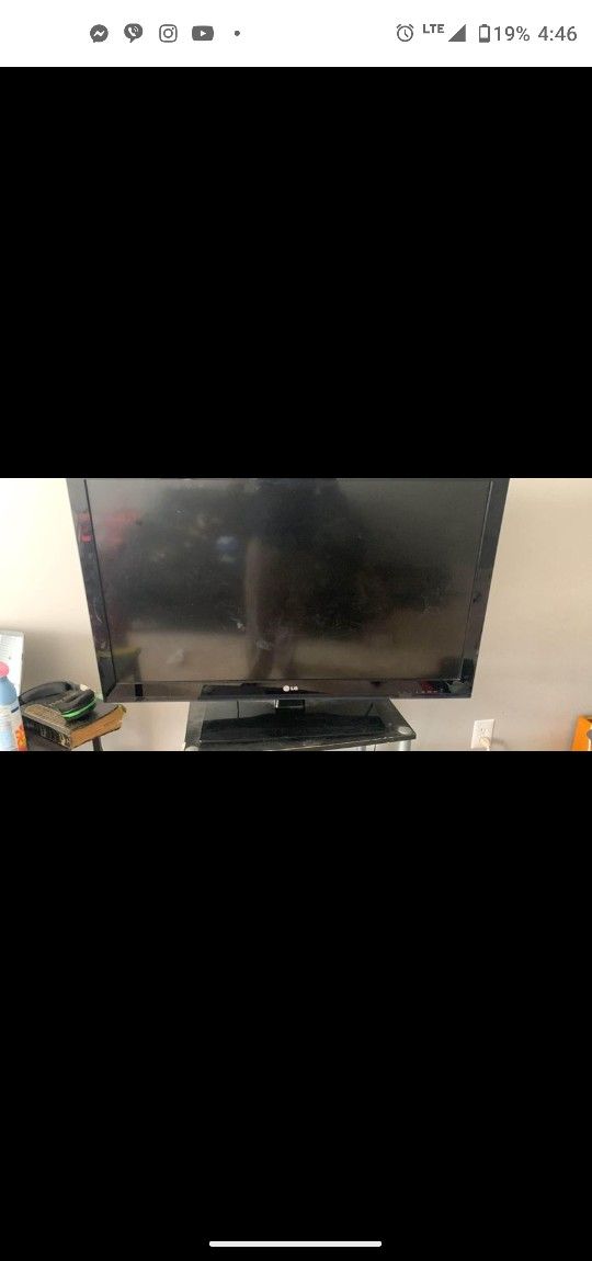 32 Inch LG TV With Remote Will Deliver 