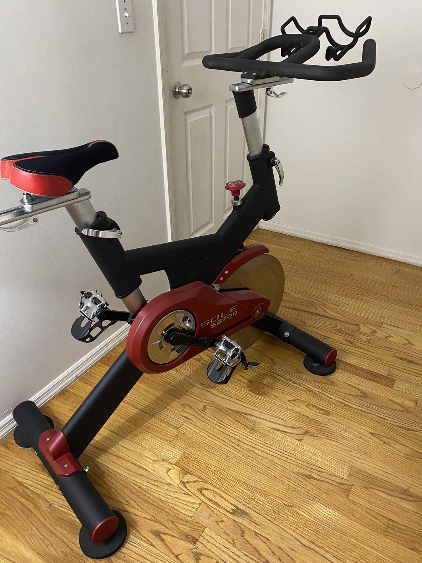 Sole SB700 Spin Bike