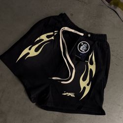 Hellstar Shorts (Black)