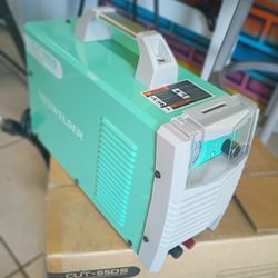 YES WELDER PLASMA CUTTER CUT-55DS DUAL VOLTAGE 110/220V
YesWelder CUT-55DS plasma cutter, a budget-friendly machine designed for cutting metal. 