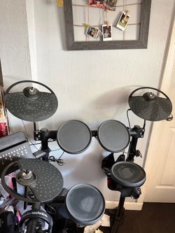Yamaha Electric Drum set