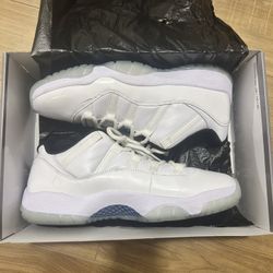 M Jordan 11 Low - Legend Blue