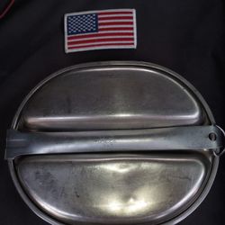Mess Kit 1945