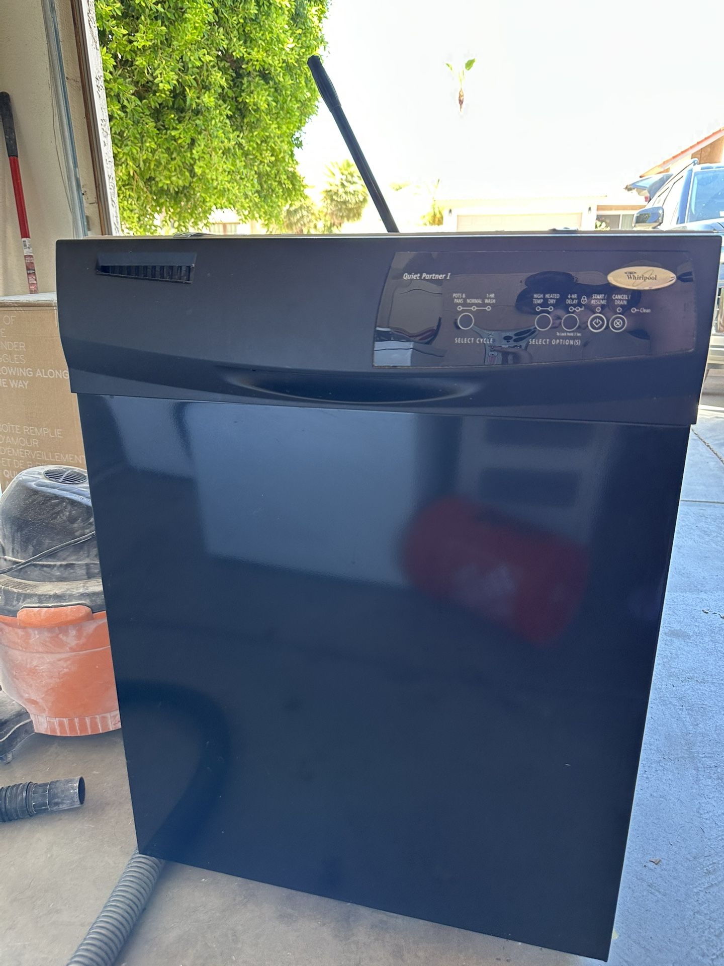 Whirlpool Dishwasher