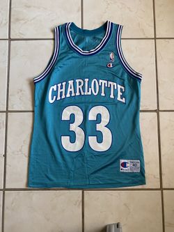Alonzo Mourning Charlotte Hornets basketball jersey