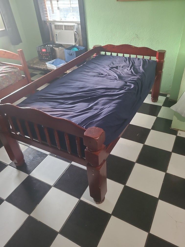 Twin Beds Wood Frame I Have 3 