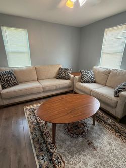 2 Sofa 3 coffee tables and carpet