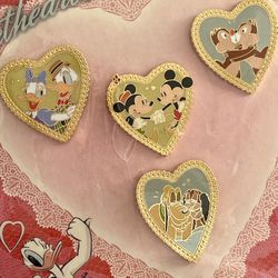Disney Sweethearts 2004 Catalog Pin Set of 5 Limited Edition Valentines Day Rare