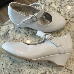Christie&Jill Little Girls Dress Shoes! (Size 12)