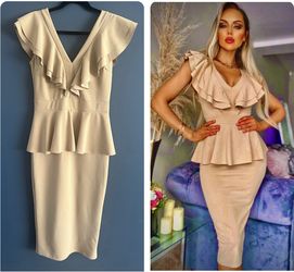 Brand new Beige Dress size 6