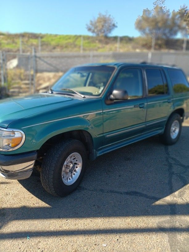 1998 Ford Explorer