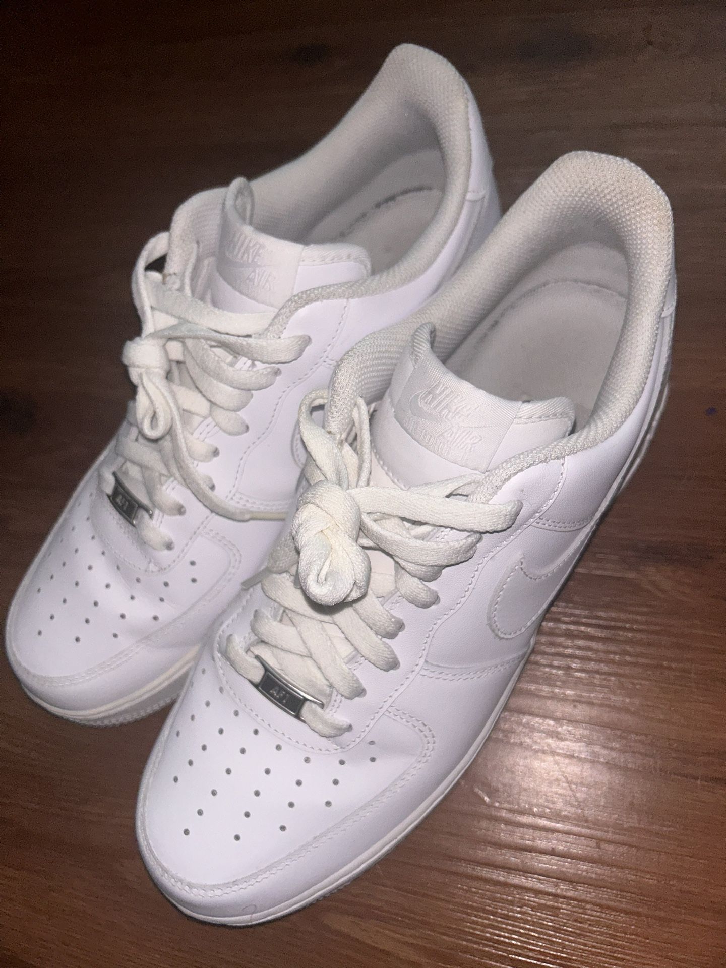 All White Air Force 1s Size