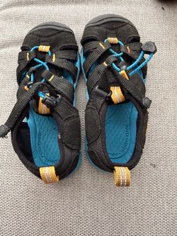 Kids Keen Sandals size 12