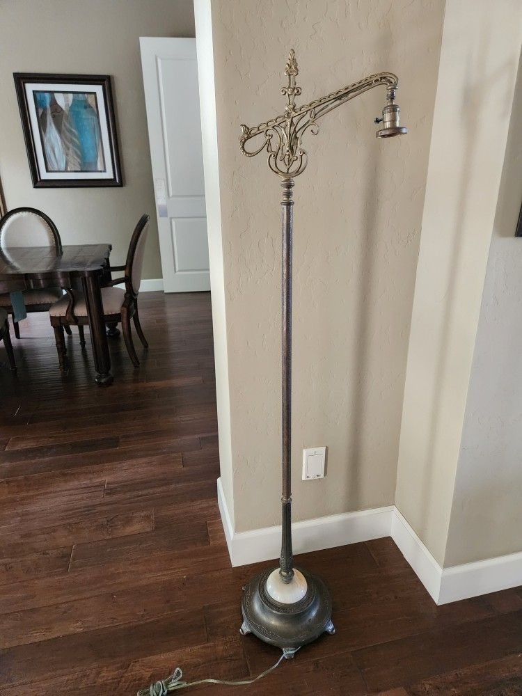 ANTIQUE BRASS FLOOR LAMP MARBLE BASE GLASS SHADE