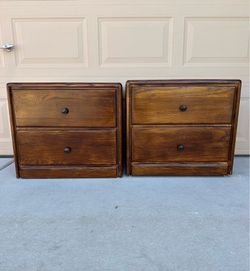 (2) Night Stands