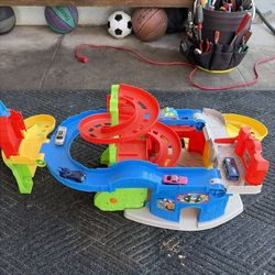 Fisher Price Little People Sit 'n Stand Skyway vehicle playset. 