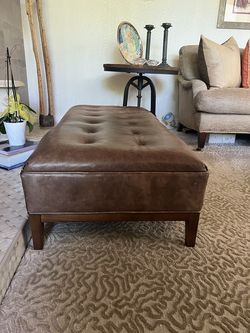 Room and Board Leather bench or coffee table