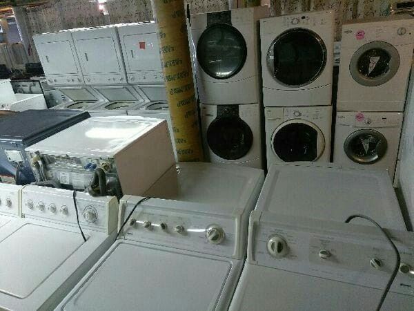 like new Refrigerator Washer Dryer Stove Stackable (60 days warranty)store address 21639 pacific hwy S Des moines wa 9198🌷