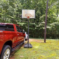 Lifetime Shatter proof outdoor basketball goal