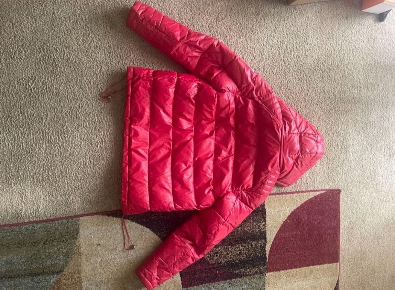 Guess Hoodie (small )