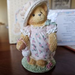 Vintage 1994 " Lisa" Cherished Teddies