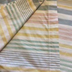 King Flat Sheet pastel stripes - SpringMaid