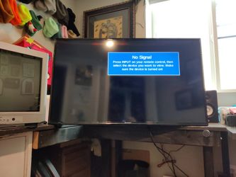 40" TV and 360 Wall Mount + Hardware