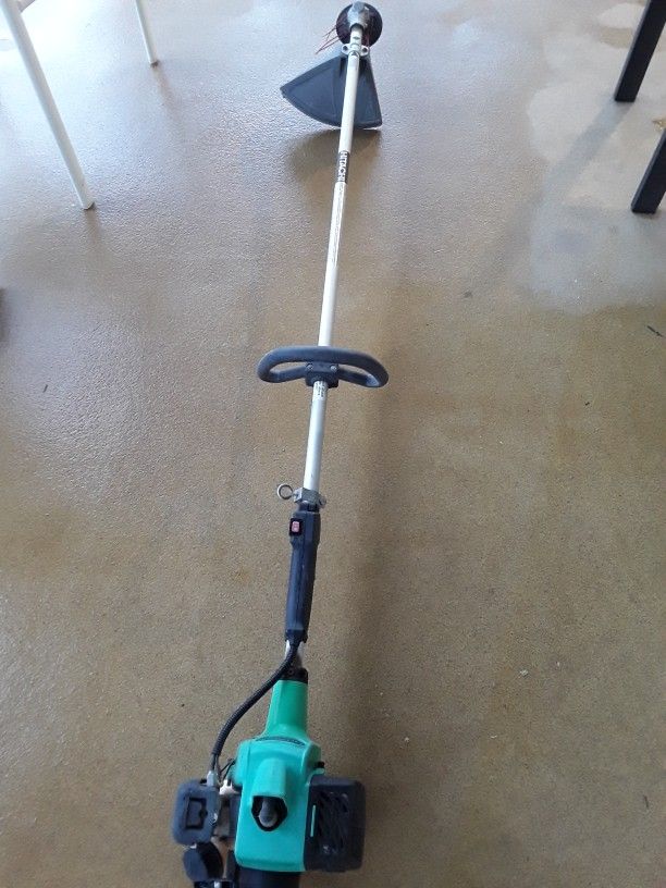 Hitachi Straight Shaft Grass Trimmer/Brush Cutter $75