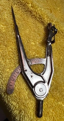 Vintage precision manual metal drafting compass / drawing tool