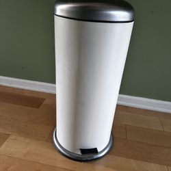 Trash Or Garbage Can 