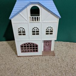 Calico Critters sky blue terrace House