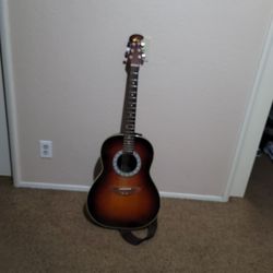 Vintage OVATION guitar In Great Shape 