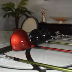 6 Golf Clubs Great Condition Quality Name Brand