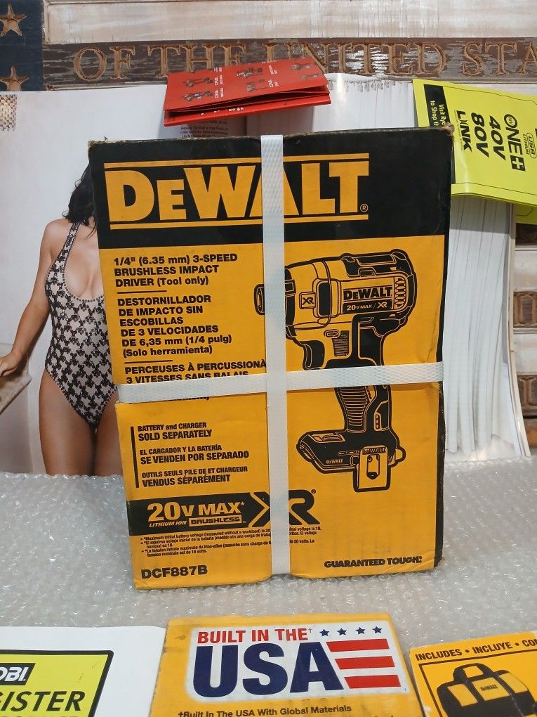 NEW DEWALT 20V XR 1/4 IMPACT DRIVER TOOL