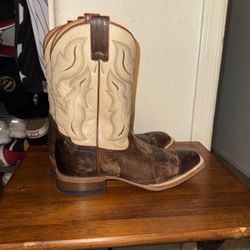 Cody James 9 1/2 Boots 