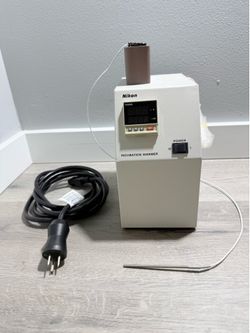 NIKON CORP.  Model ITC-32 INCUBATION WARMER