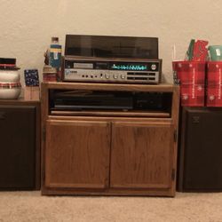 Sanyo GXT4880 Stereo Music System Paired With Cerwin Vega D1 8” Bookshelf Speakers