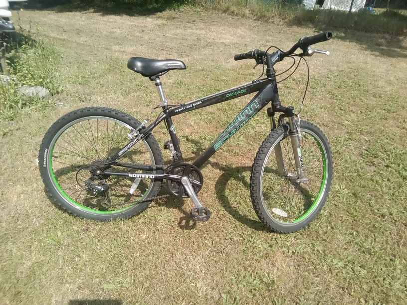 Sturdy Schwinn Cascade 21 Speed Mountain Bike, Great Condition. $45.00.