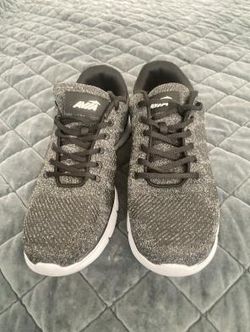 Avia Men's Black/Grey Running Shoes Size 11 NWOT