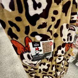 New Disney Minnie Mouse Cheetah Plush Throw