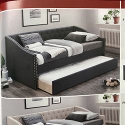 Day Bed With 6” Memory Foam Mattress