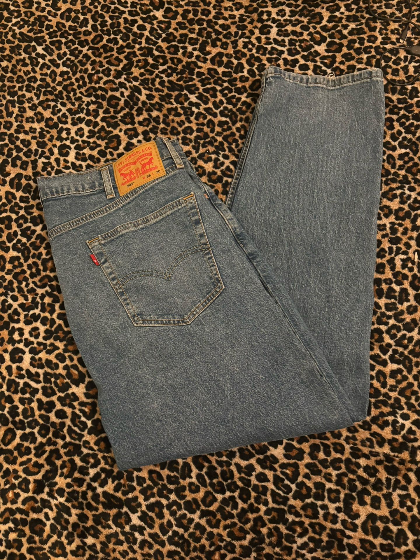 Levi's 505 light blue jeans - men’s classic streetwear style