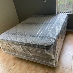 Queen Size Mattress Pillow Top✅