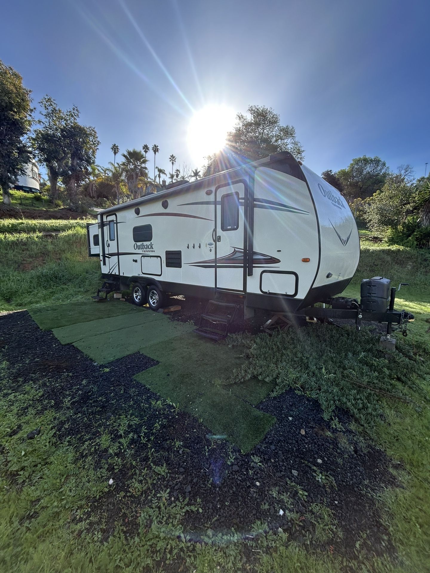 CLEAN keystone Outback! Amazing Layout! for Sale in Vista, CA - OfferUp