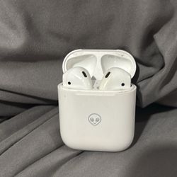 AirPods