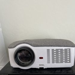 Onn Projector With Roku Stick 