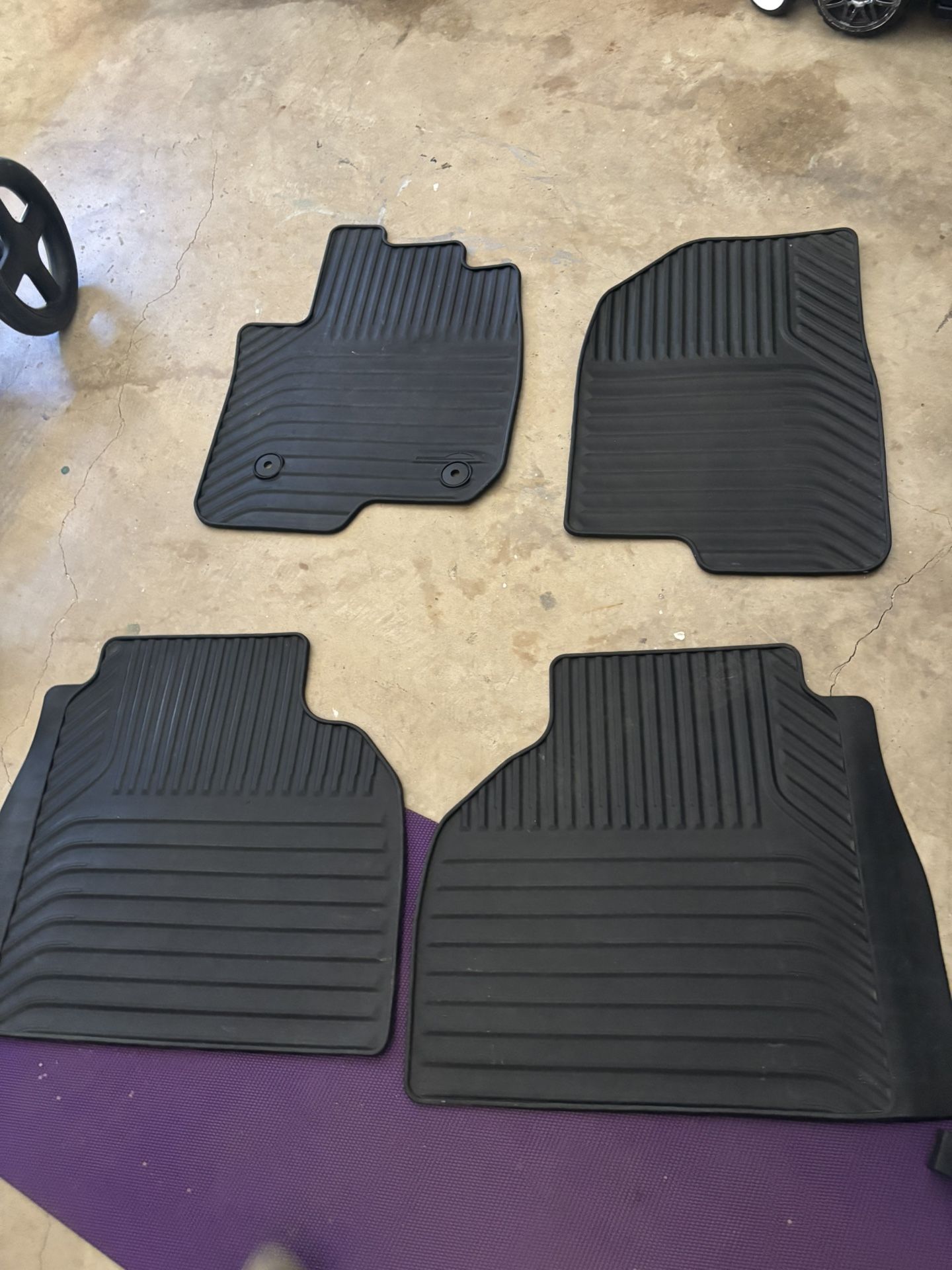 Chevy Silverado ‘19 Original Plastic Mats