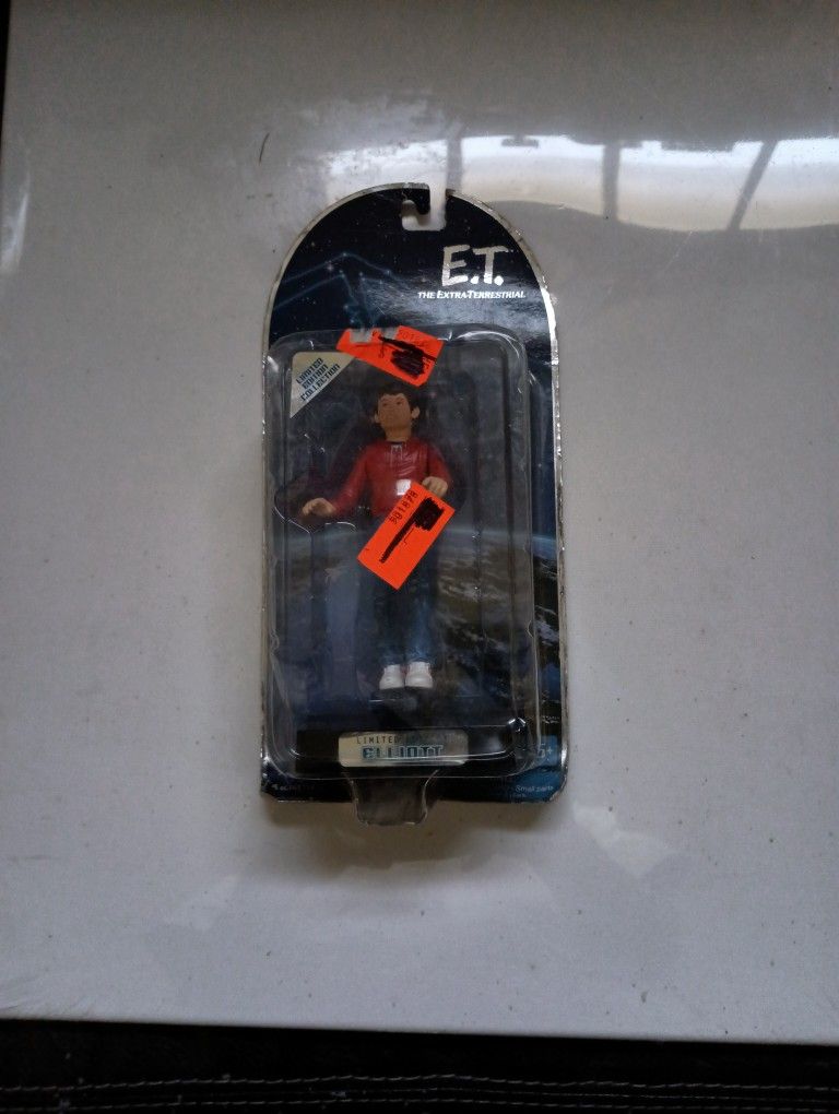 E T. Limited Edition Toy Of Elliott