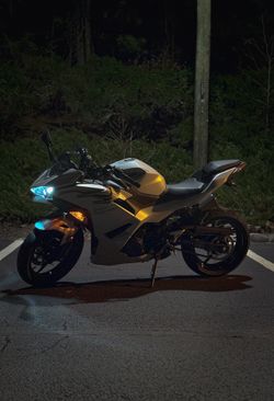 2025 Kawasaki Ninja 500abs