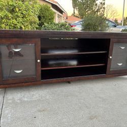 Modern 4 Drawer Media TV Stand Furniture Great Condition 